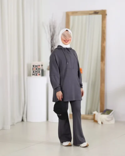 ⁦بدلة نسائي كبوس⁩ - الصورة ⁦4⁩